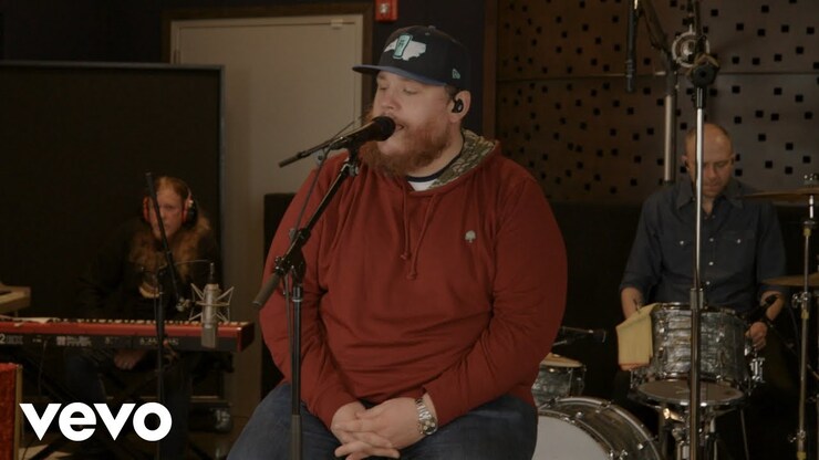 Luke Combs featured image
